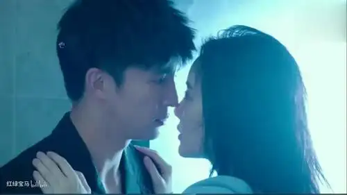 薛之谦李小璐吻戏拍摄花絮,真的是敬业的演员,精湛的演技啊