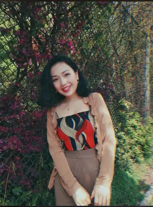 俗话说的好四十的女人一朵花