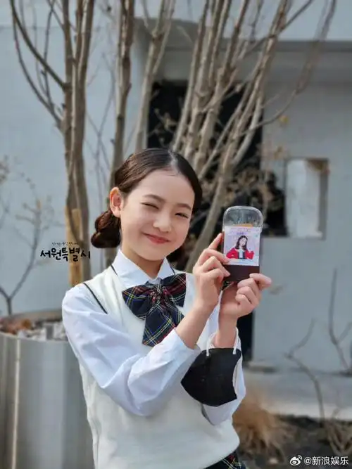 2011年的都出道了##13岁爱豆的实力##韩国13岁出道女孩