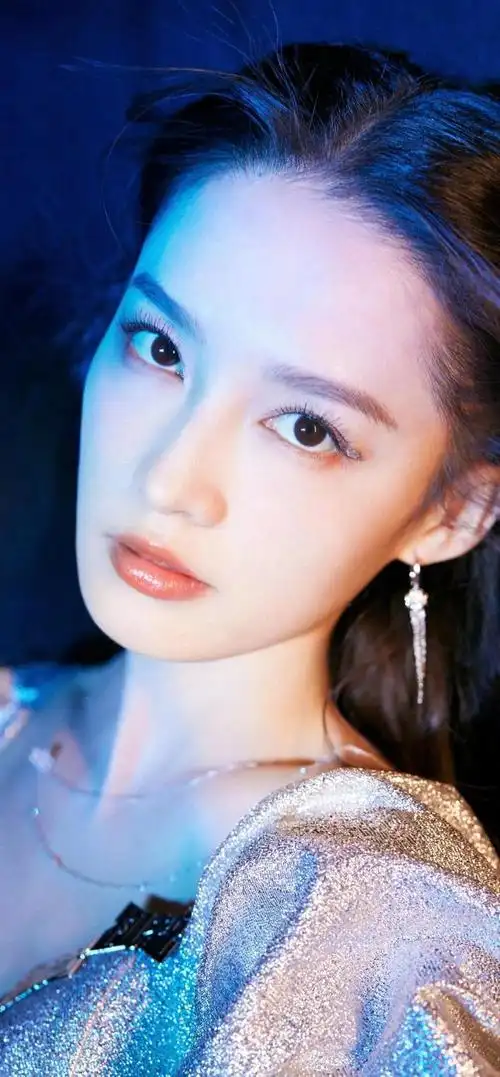 美女明星高清大头图肌肤太好了白白嫩嫩