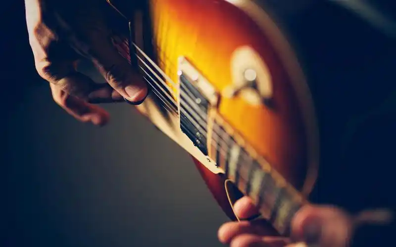 伤感吉他lomo意境壁纸