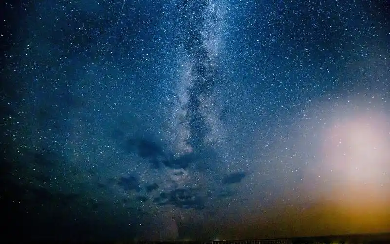 唯美夜空繁星摄影图片桌面壁纸