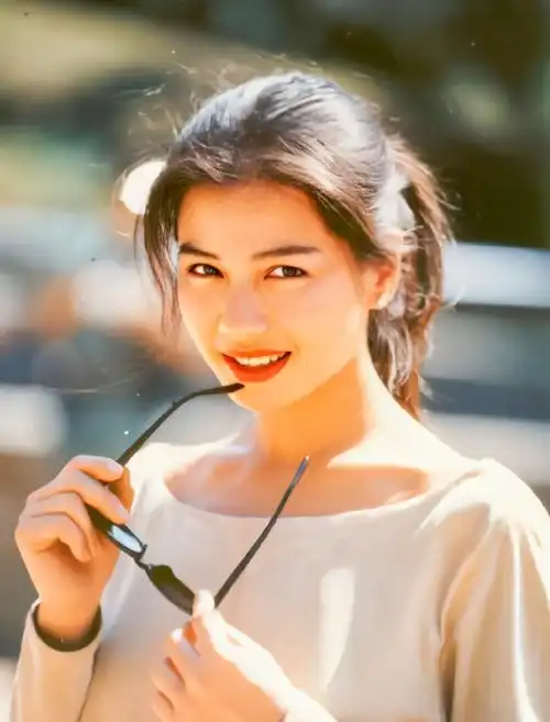 钟楚红和朱家鼎的凄美爱情:他带给我的,已经足够度过我的余生了