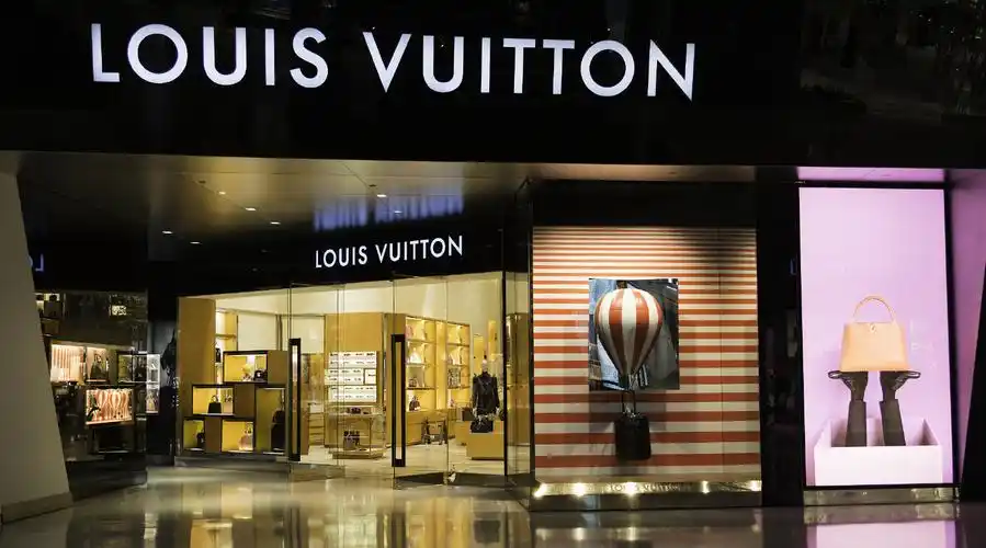 lv一年第五次提价,买奢侈品包包是理财吗?