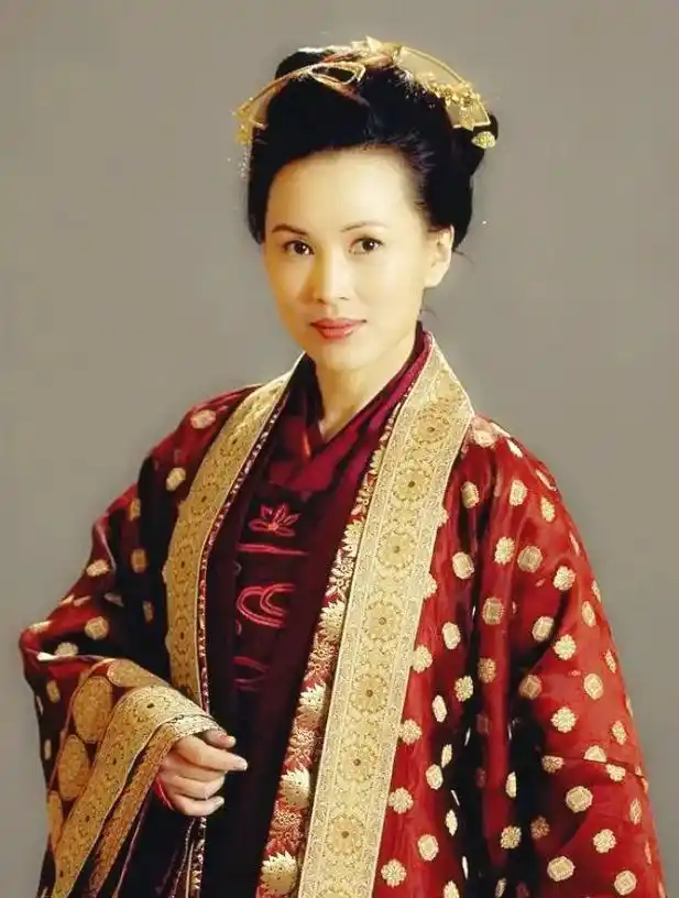 26位香港老牌电视剧女明星演员1 陈秀雯1962年生,香港人 - 抖音