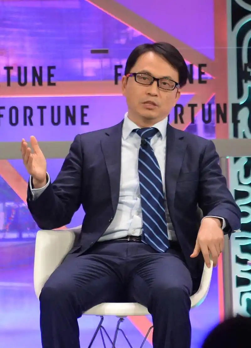 百发百中的价值投资,我只服高瓴资本创始人张磊