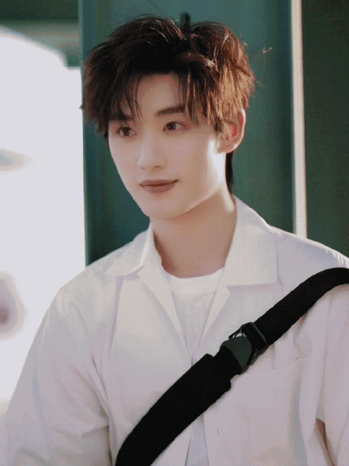 丁程鑫 校园男主的心动part    #时代少年团mv有女主