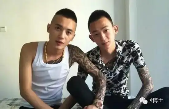 发型不行但是细一打听,这种社会炮子很多根本不是黑社会或者混混,也许