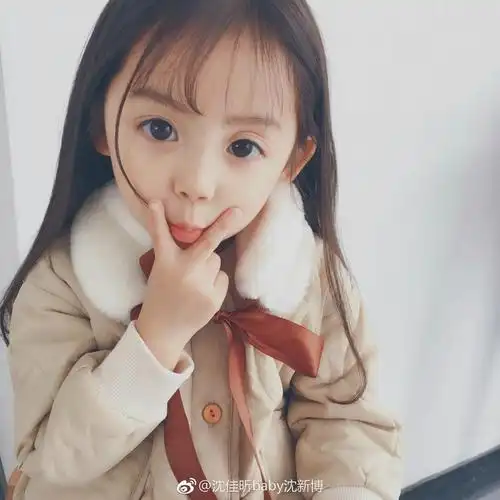 沈佳昕萌娃闺蜜头可爱