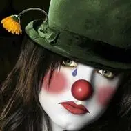 小丑头像半边哭半边笑伤感图片