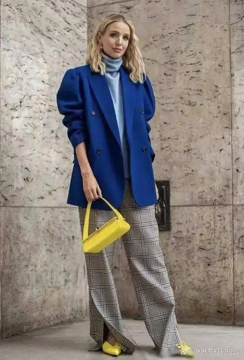 搭配指南大揭秘:春夏的清新之色～湖蓝色!如何搭配才好看?