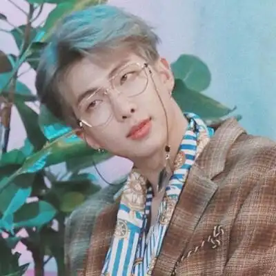 收集   点赞  评论  金南俊头像 原截七喜橙橙 拿图点赞/收藏 禁二改