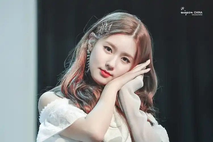 赵美延 - 堆糖,美图壁纸兴趣社区