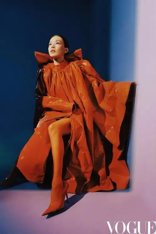 舒淇英文名叫什么?舒淇荧光橙造型深v连衣短裙很有震撼