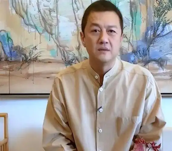 王菲卖掉香港豪宅套现,获利"好几千万"前夫李亚鹏还在还债