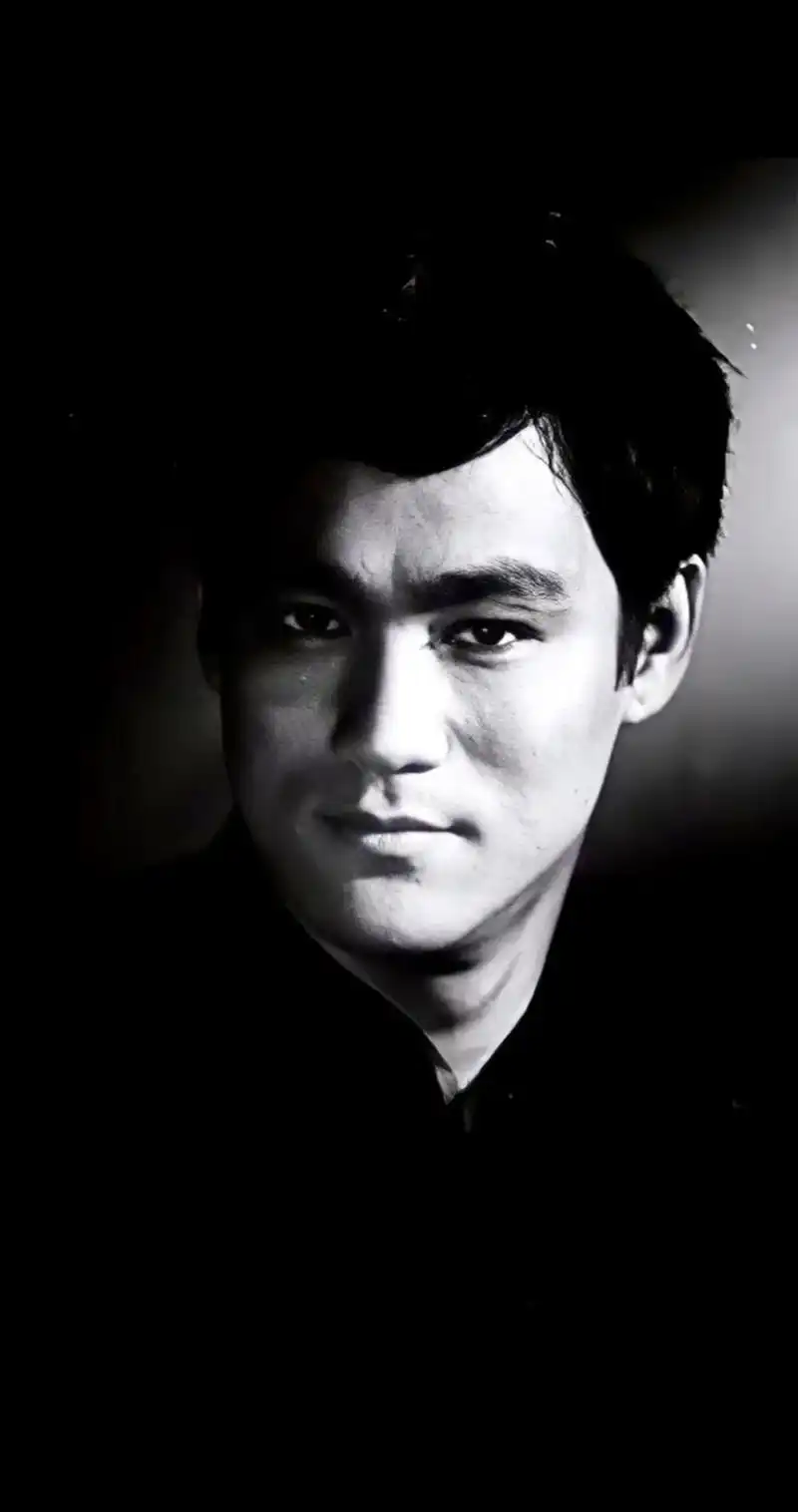 尘封多年 李小龙【青蜂侠】时期剧照.#精神氮泵 #李小龙 # - 抖音