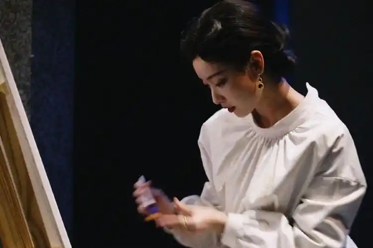 倪妮话剧《如梦之梦》剧照 尽显古典美