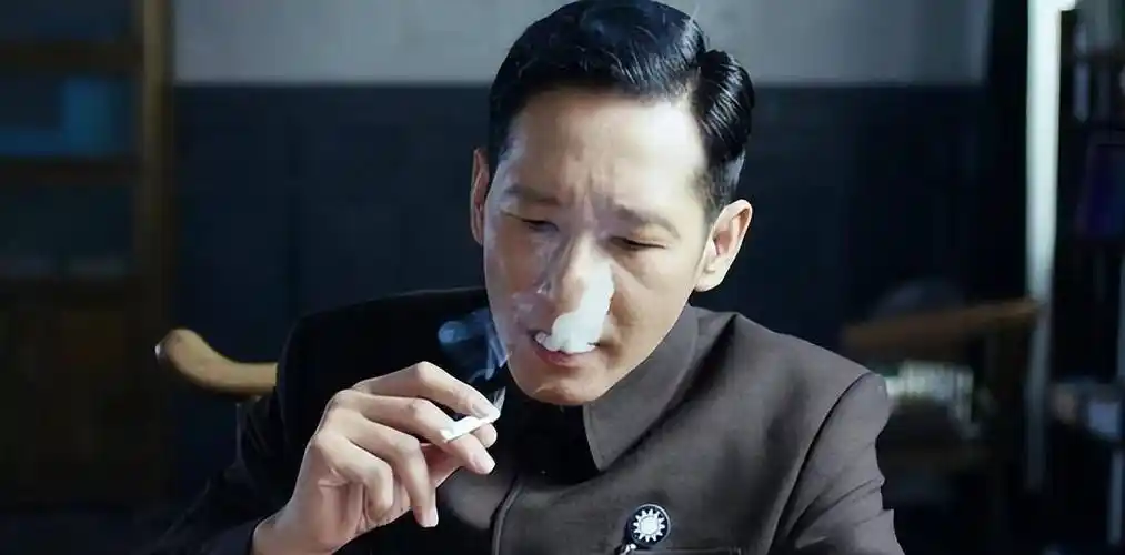 《薄冰》明晚首播,王劲松,吴越坐镇,三大看点,有谍战爆款潜质_王牌