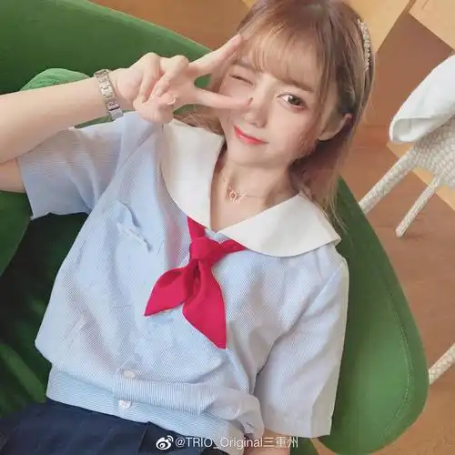 有没有好看的小姐姐穿jk制服的头像