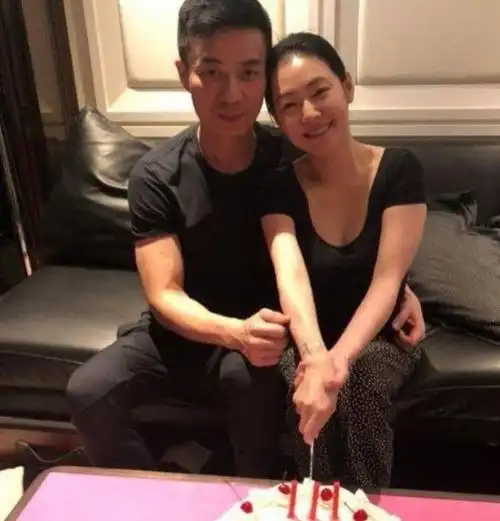 范晓萱为爱切除子宫吴佩慈未婚生四孩七仙女不止大s一个恋爱脑