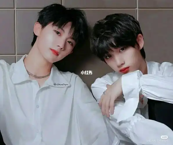 那一晚丁程鑫和马嘉祺可谓是烈火干柴