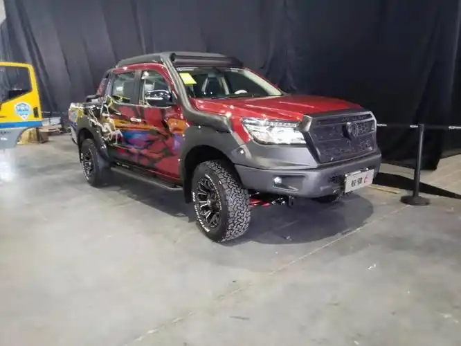 上海车展#我们前方报道团获得一组锐骐6越野版皮卡改装版图片