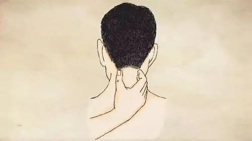 颈椎病不用怕,每天按揉穴位可缓解症状,分享给家人看看_按摩