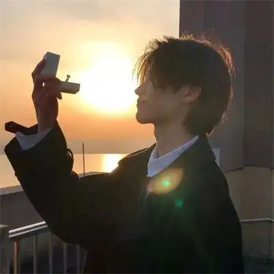 渣男常用的优质高颜值帅哥头像 简约气质的顶级渣男头像合集_男生头像