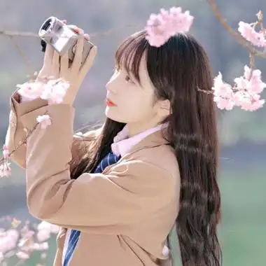 高清唯美清新的校服女头温柔图片