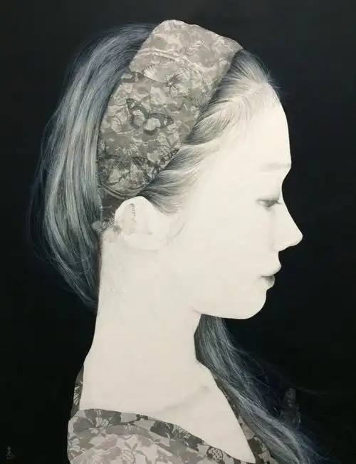 黑白意境手绘女孩头像 by 岩渕华林(iwabuchi karin)