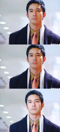 威廉《绿光森林》 4.江猛《恶魔在身边》 5.泽亚《海豚湾恋人》 6.