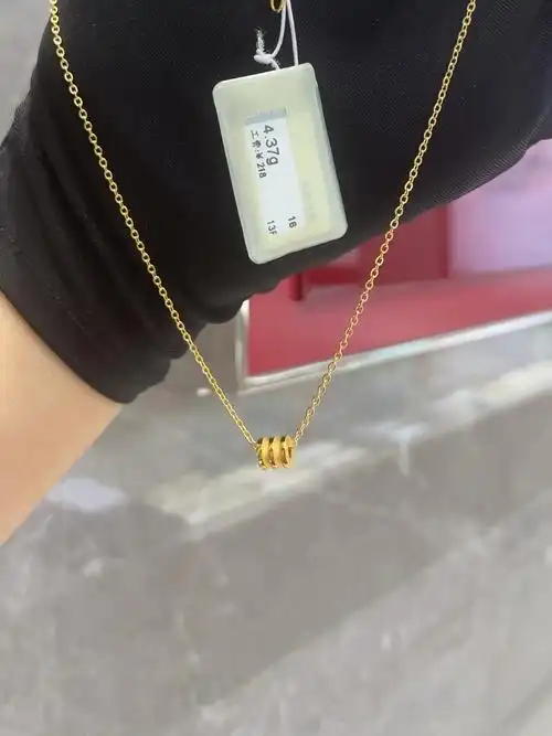 周大福经典足金小蛮腰项链