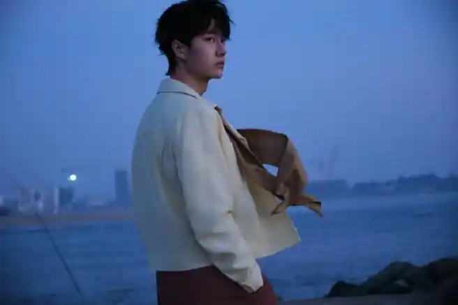 王一博超话wyb#青年演员王一博#日子有盼头,生活才可爱!