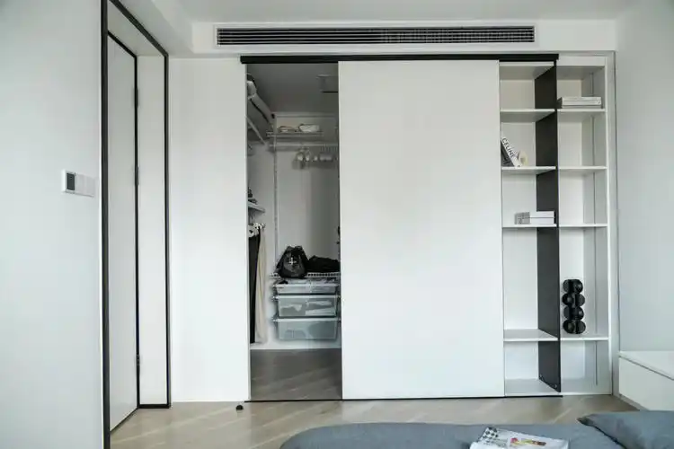 走入式衣柜设计