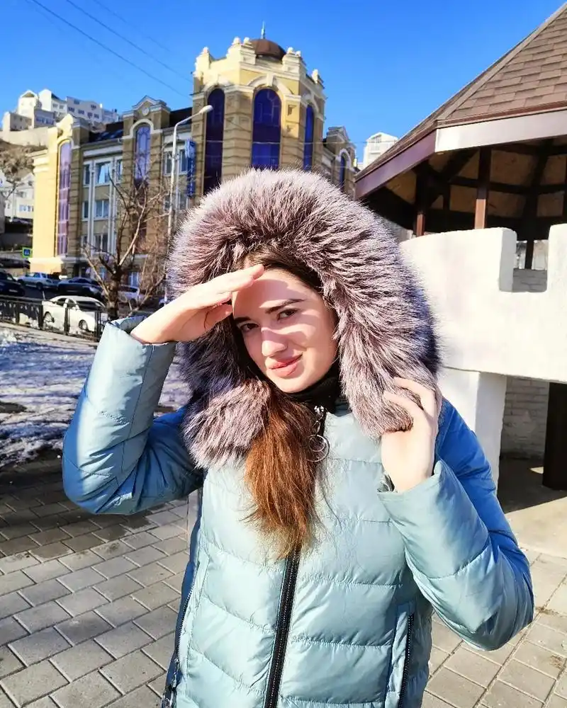 漂亮姑娘 #中国 #美女 #俄罗斯#俄罗斯人#海参威#冬天 - 抖音