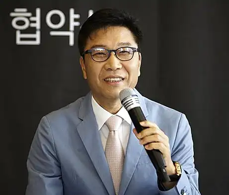 sm李秀满亲自参与本月少女的新专辑制作,目标直指billboard!