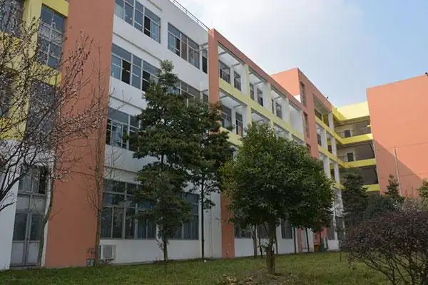 重庆市工艺美术学校寝室环境怎么样