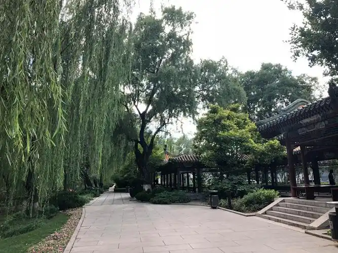 菖蒲河公园在北京什么地方,菖蒲河公园收费吗(这是天安门旁边最容易被