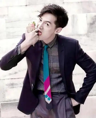 好想吃胡歌手里的冰淇淋