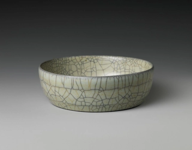元哥窑圆洗正面美国大都会博物馆藏