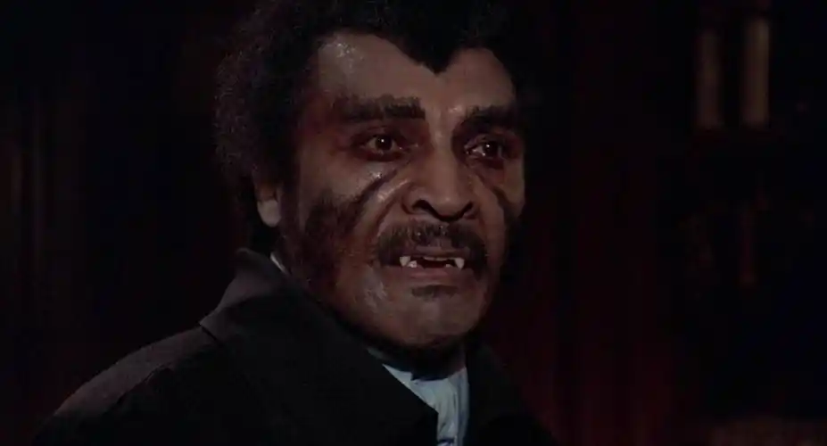 黑人剥削片,没见过这么丑的吸血鬼!_博古拉_帕姆·格里尔_恐怖片