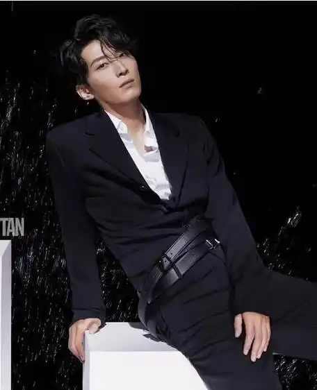 《你是我的荣耀》后,热巴新电影更引关注,男主颜值不输杨洋_合作_时候