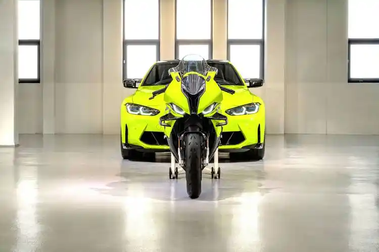 2018 年底的时候,宝马摩托正式发布了针对摩托车领域的 m 战略,并在