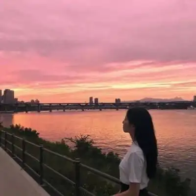 2019最新微信情侣头像好看个性 最好的爱是遇见你