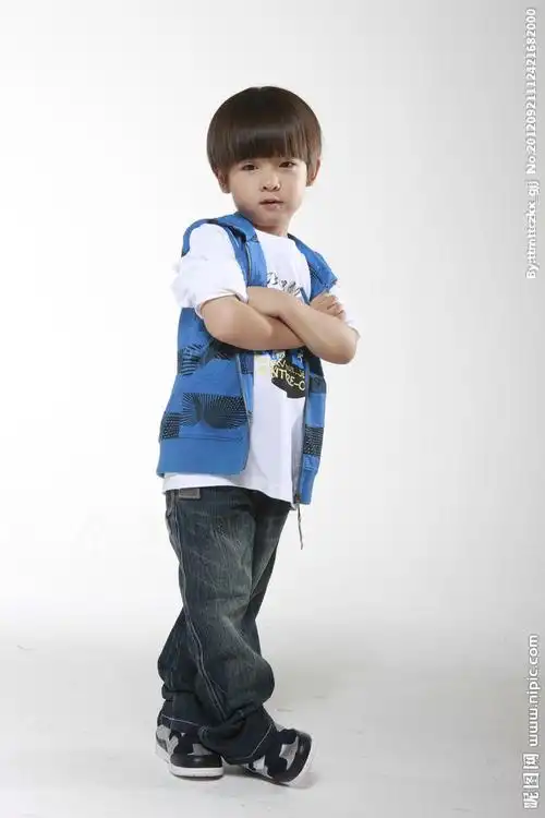 小朋友摄影图_儿童装摄影_儿童幼儿_人物图库_摄影图库_昵图网nipic.