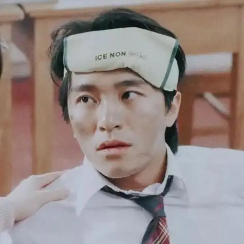 周星驰眼镜黑白头像 黑白头像图片大全 -【爱个性】