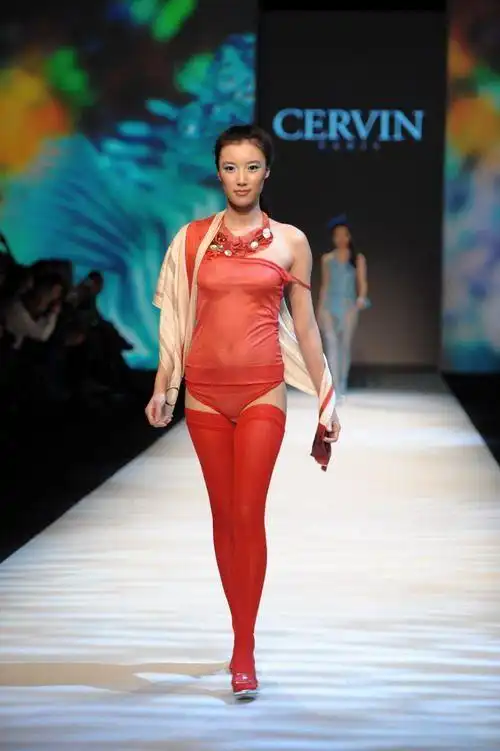 上海国际内衣品牌联袂发布