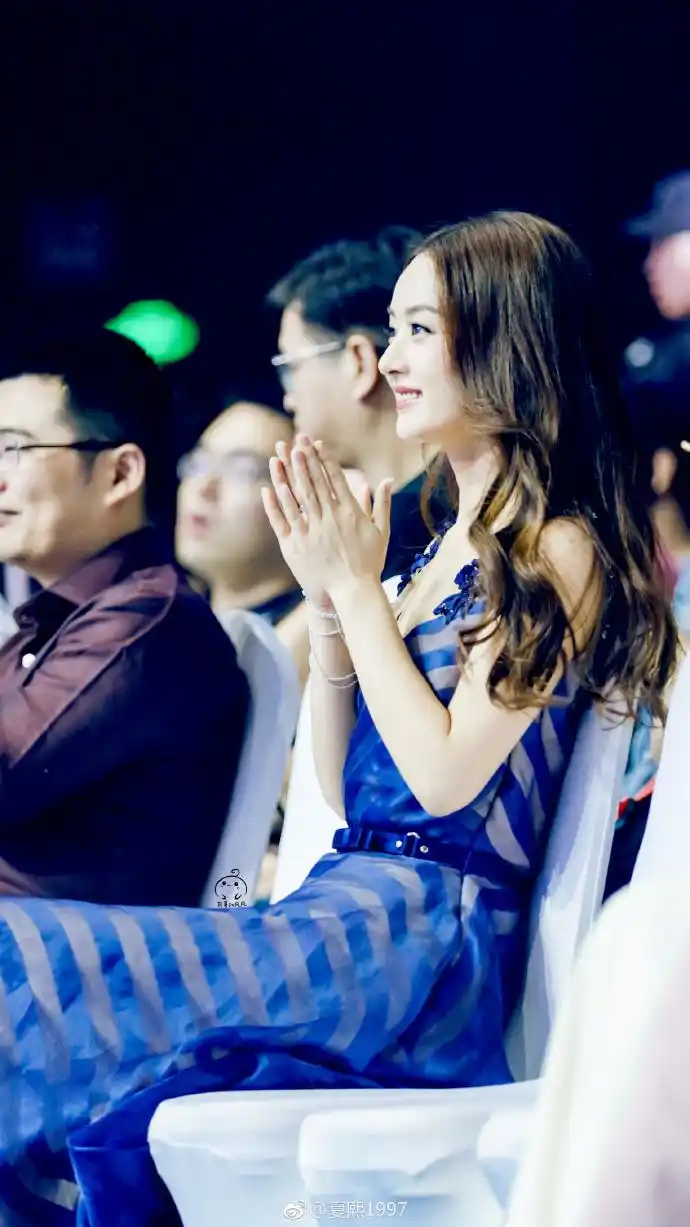 赵丽颖部落#电视剧知否知否应是绿肥红瘦#【女神@赵丽颖只是坐在台下