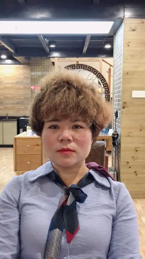 脱掉棉袄,一秒变美#传说中的钢丝球发型