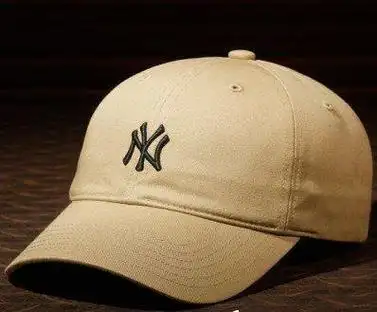 所以有很多人在买帽子时会选择大品牌的帽子,这样帽子上的logo可以让